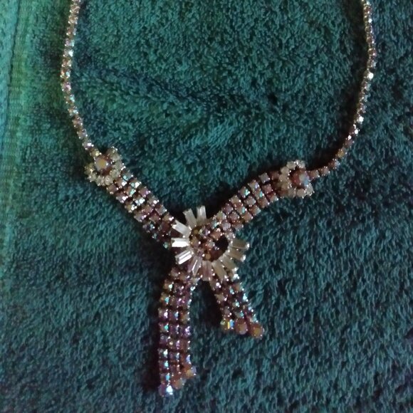 Necklace - Picture 1 of 6